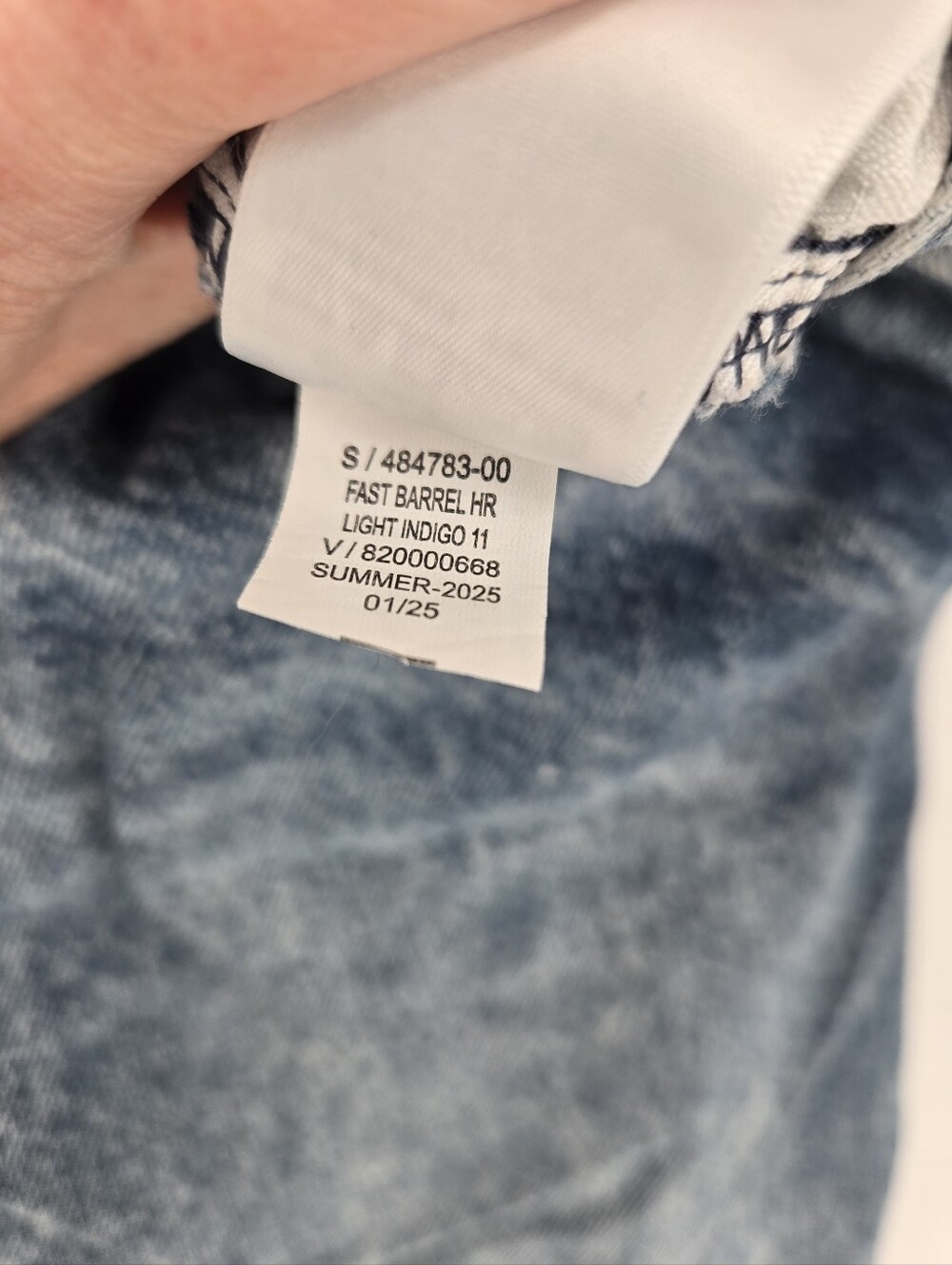 NWOT Gap high rise crossover barrel Jean Light Wash 27 4 - Picture 11 of 11
